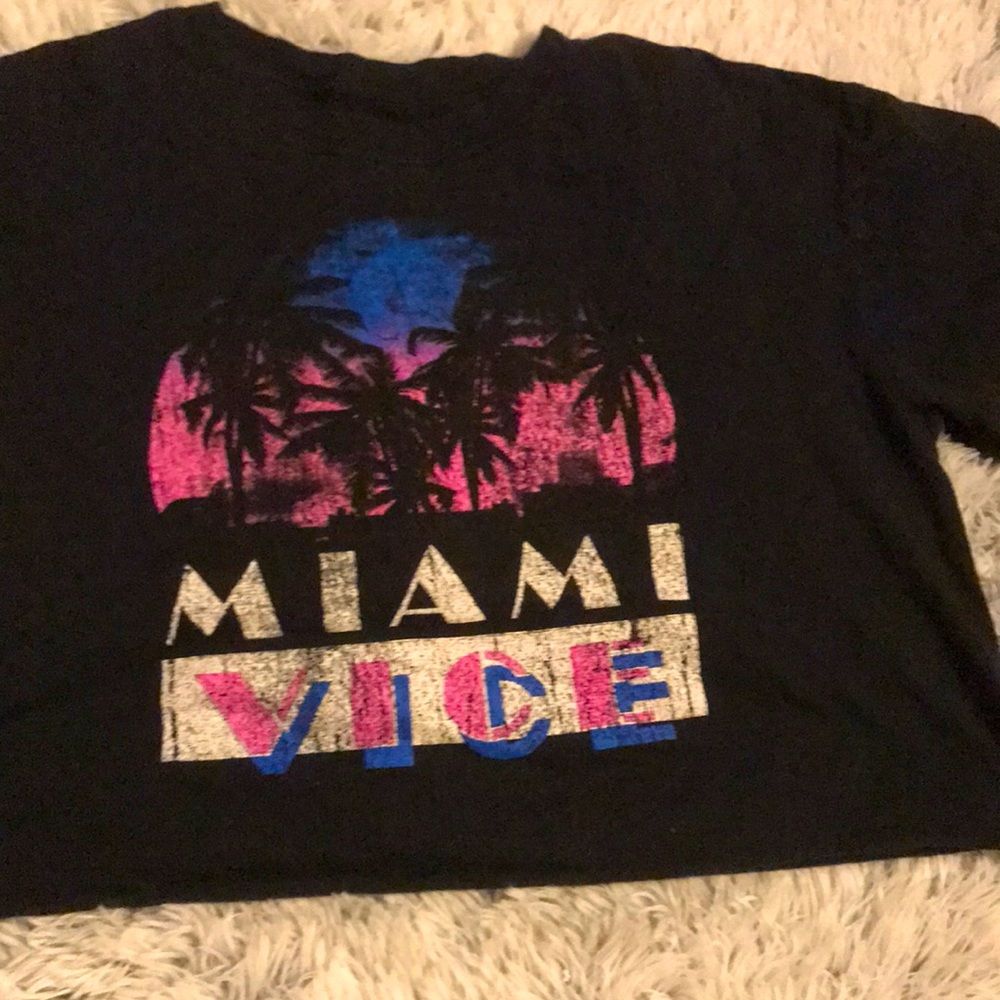 Black Miami Vice Crop Top🖤